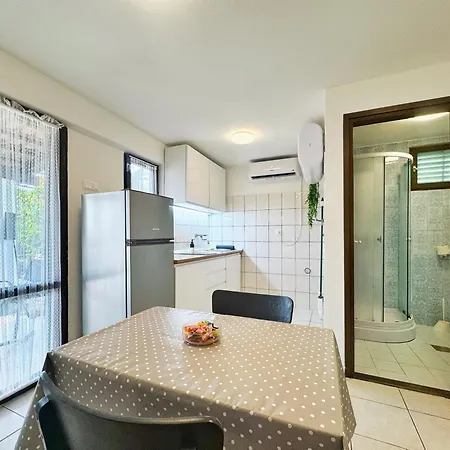 Apartments Jan Banjole Exterior photo